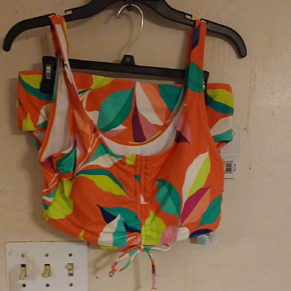 Freshwater Brand Bikini With Vibrant Summer Colors. Retail 60.00. Size L